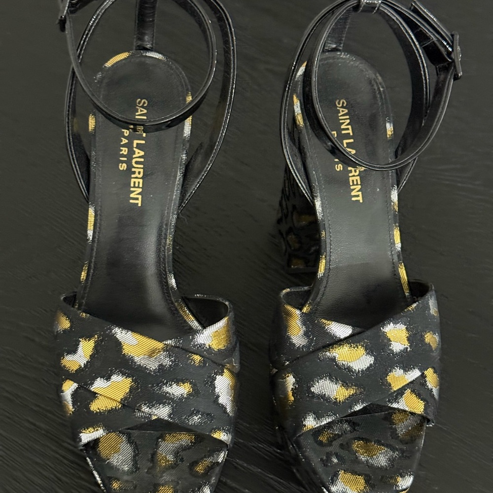 Saint Laurent Women's Heels in Black and Gold Size 36